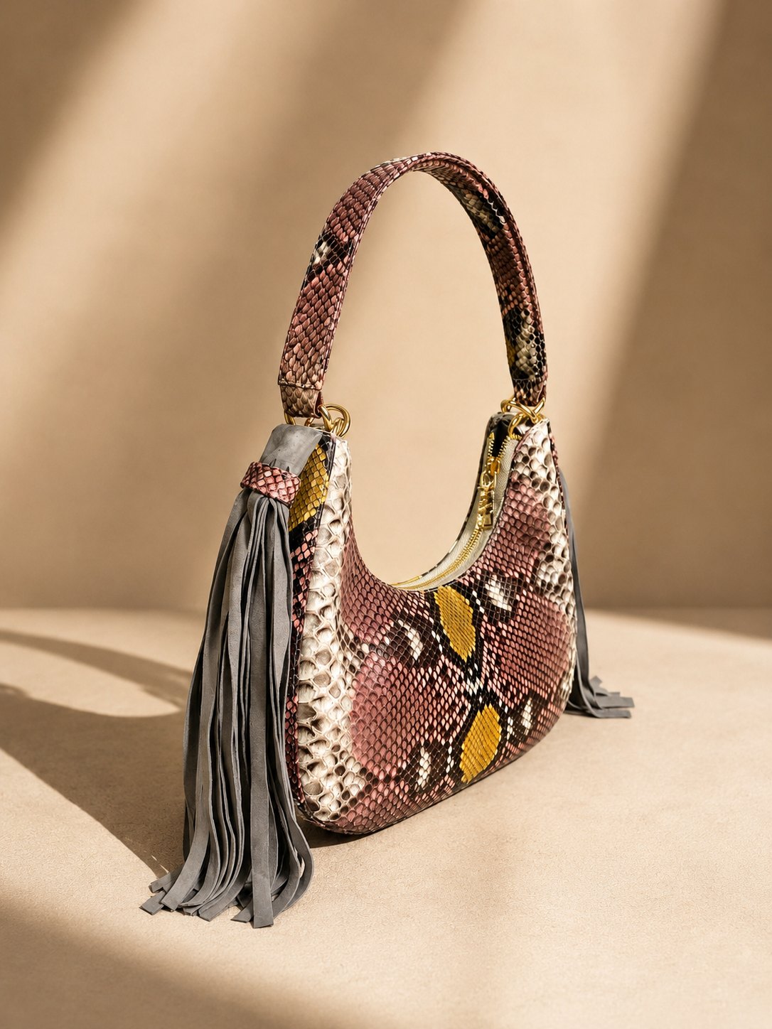 Side profile and hand-knotted tassels